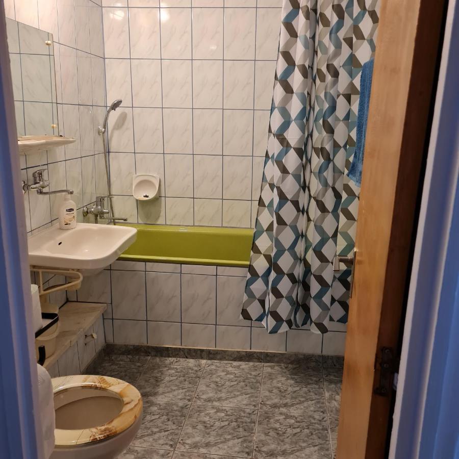 Apartament 2 Camere - Pitesti / 2-Rooms Apartment - Питешти Экстерьер фото